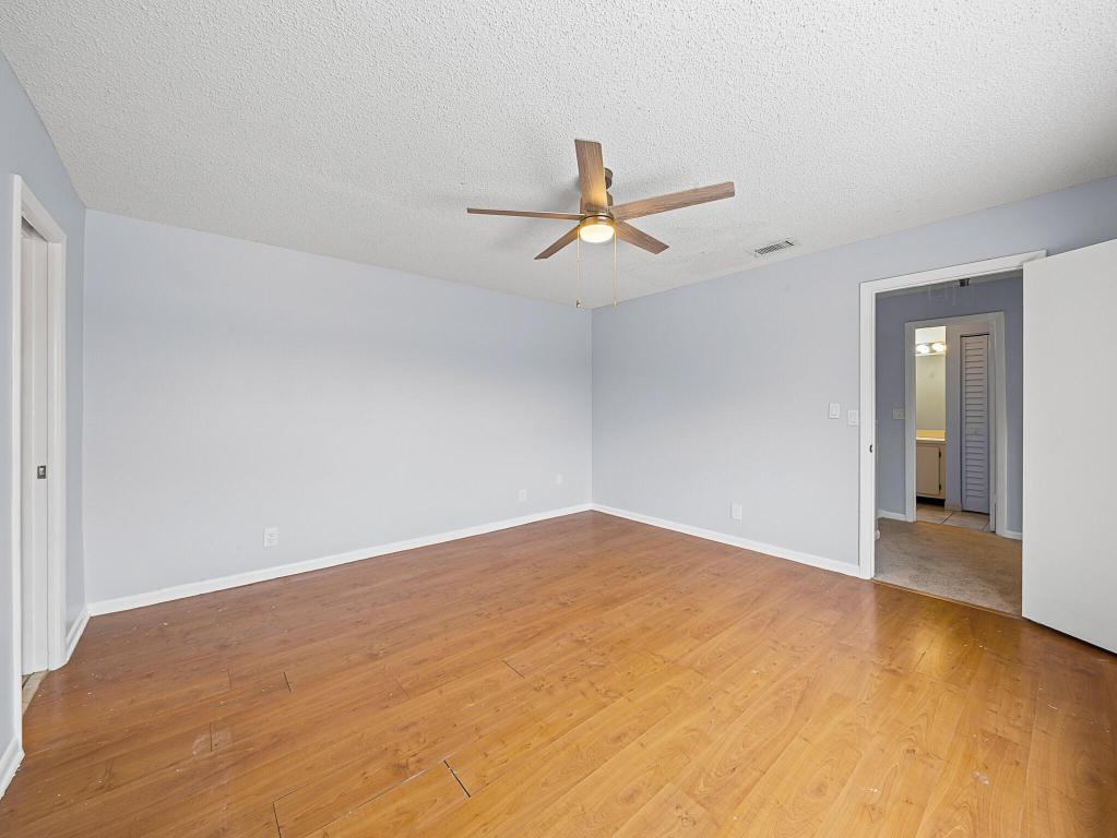 RAINBERRY BAY - Residential