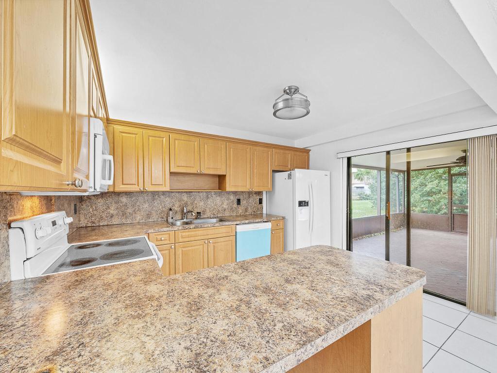 RAINBERRY BAY - Residential