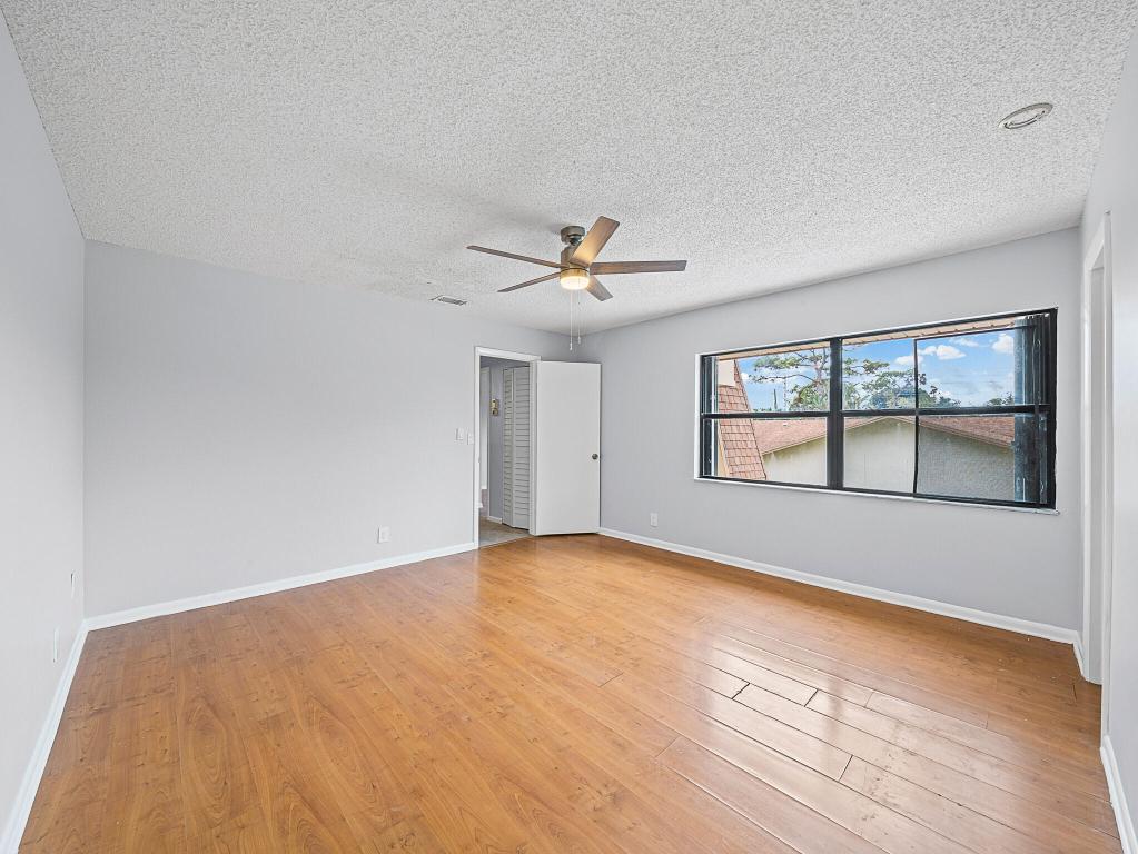 RAINBERRY BAY - Residential