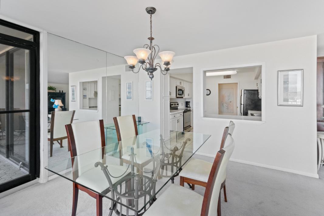 120 Lakeshore Drive 735