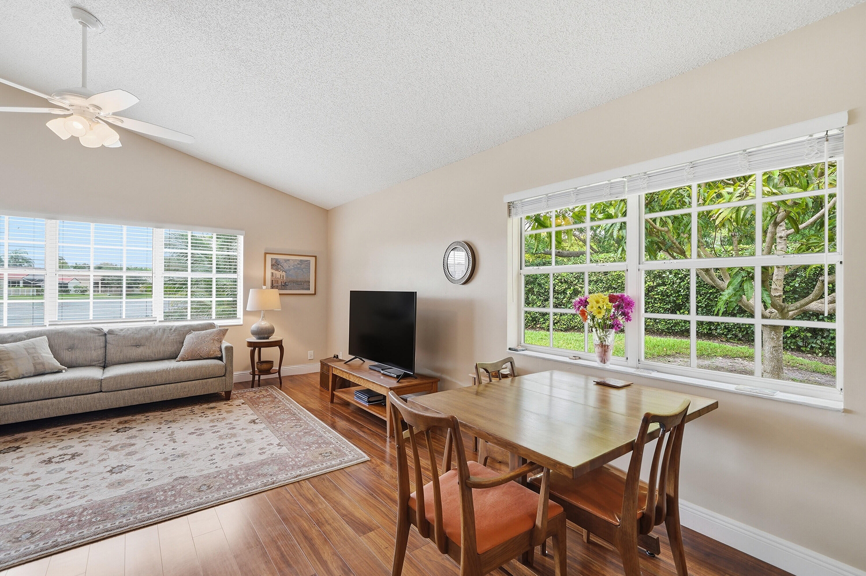 Cameron Lake - Residential