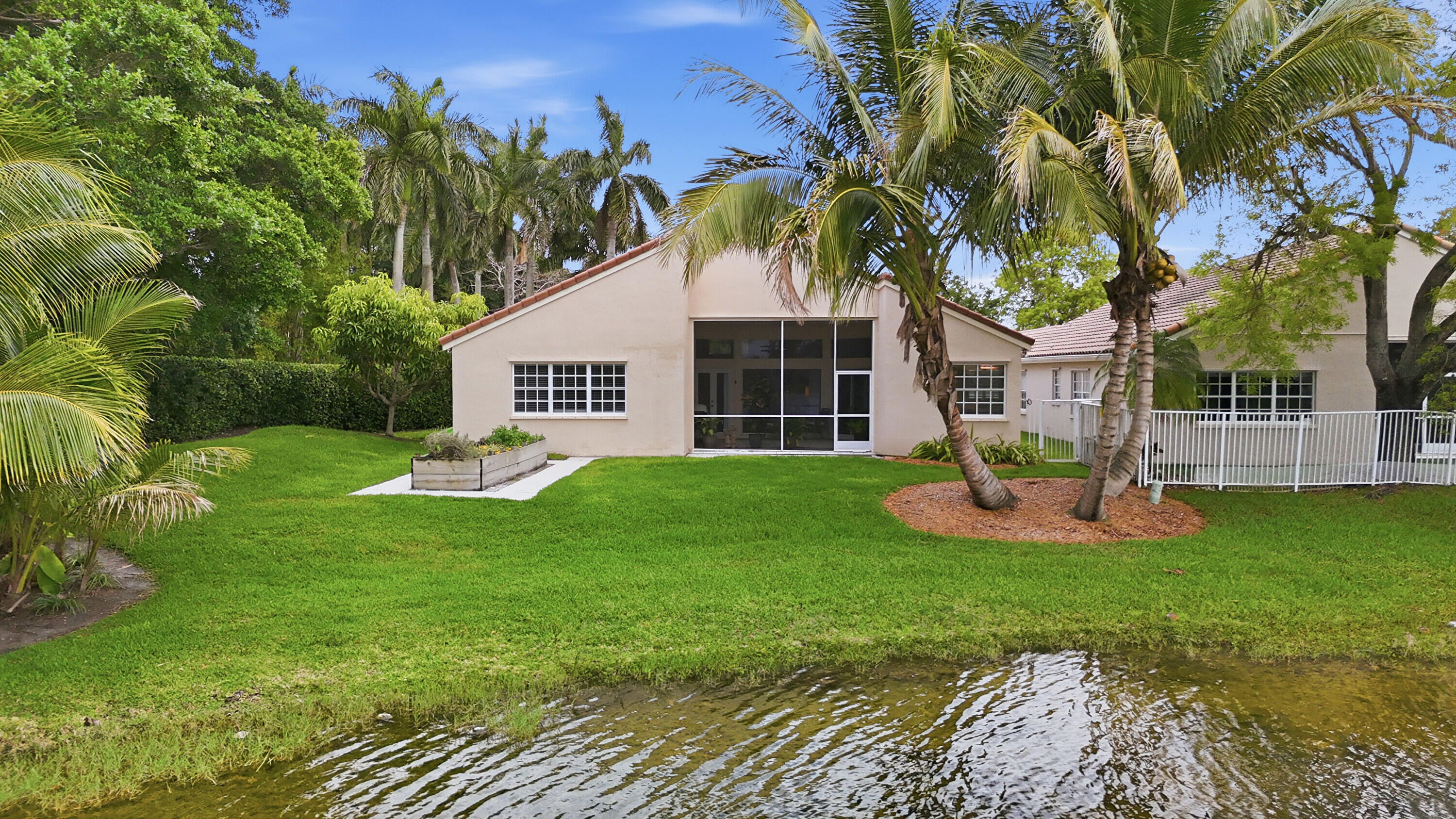 Cameron Lake - Residential