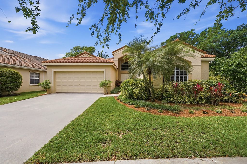 Photo of 477 Cameron Drive, Weston, FL 33326 (MLS # B26016693)