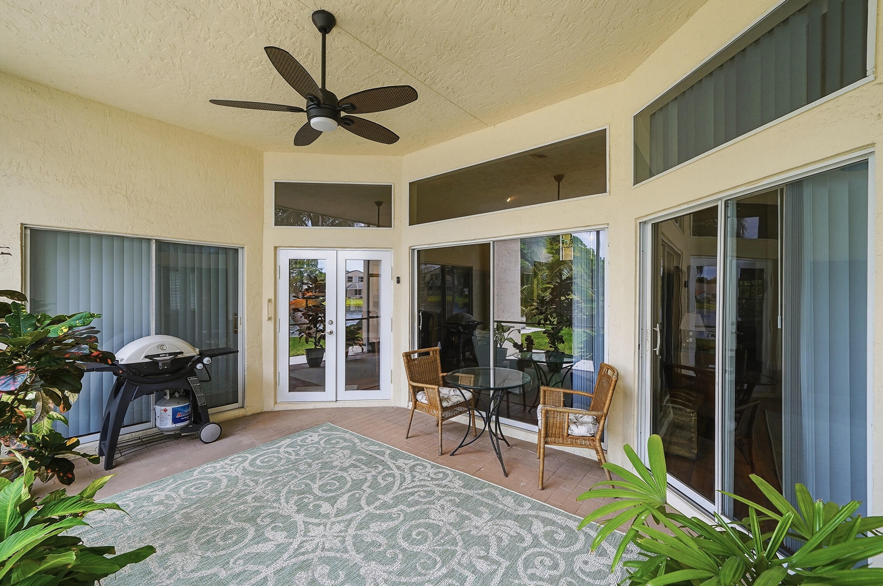 Cameron Lake - Residential