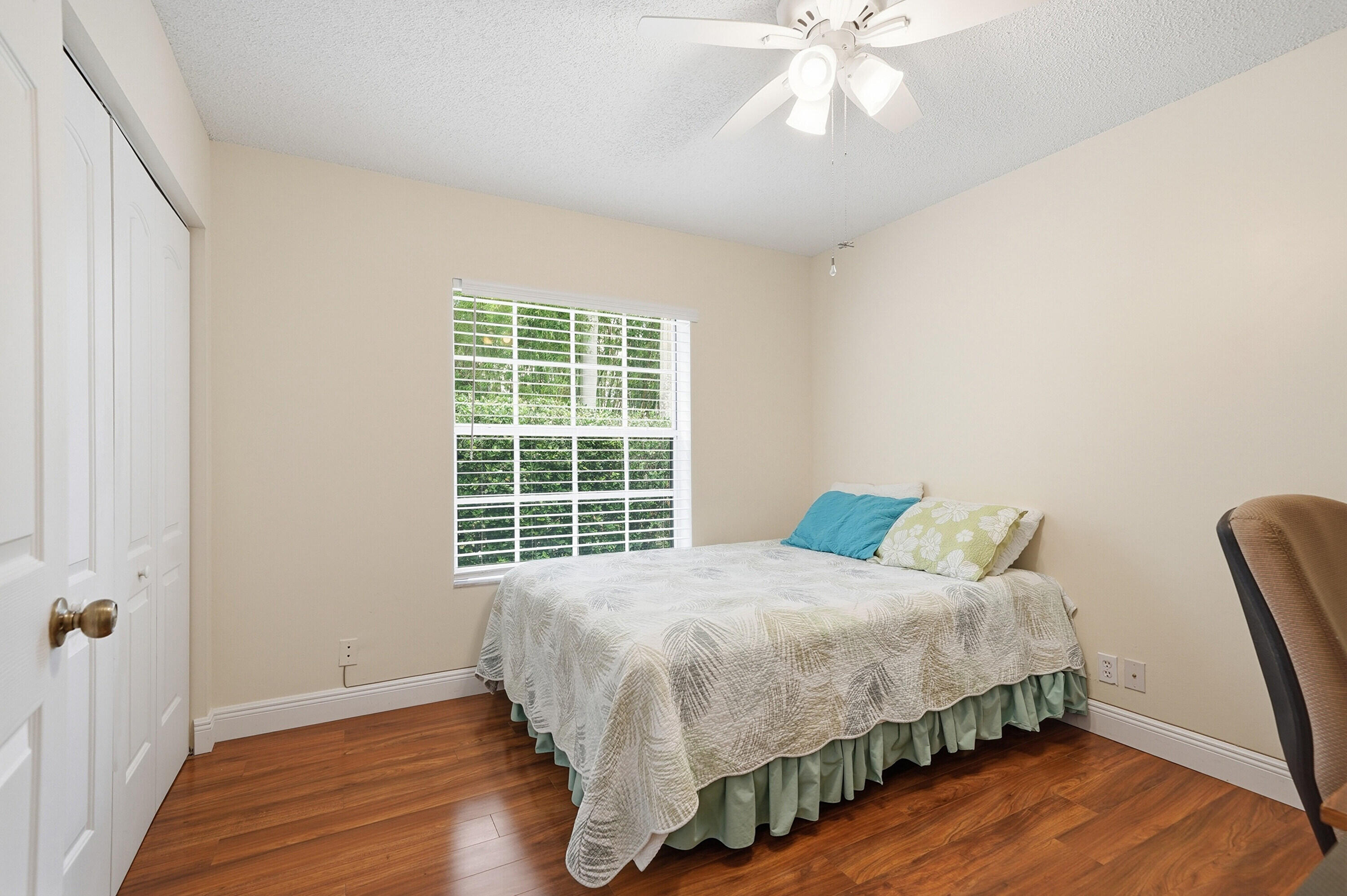 Cameron Lake - Residential