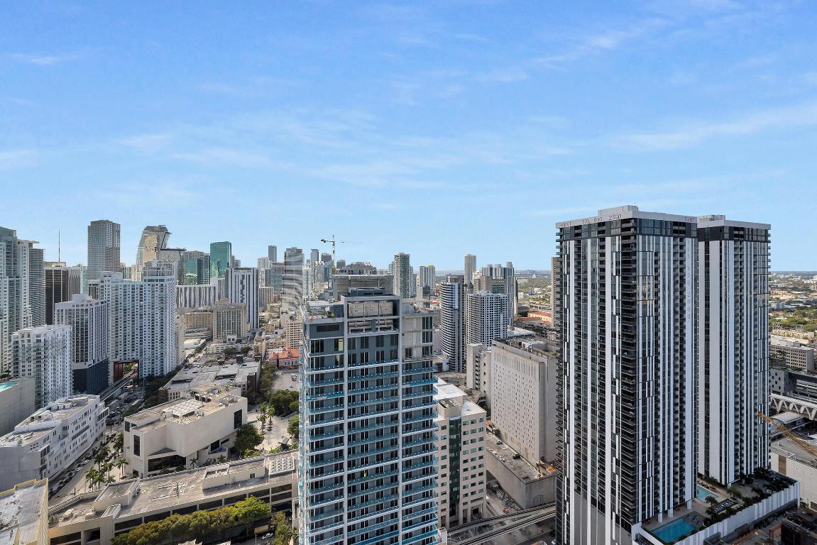 The Gale Residence - Residential