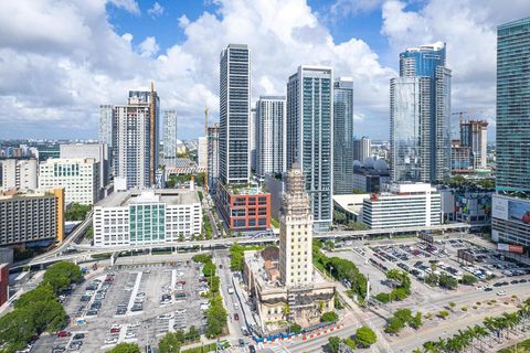 601 NE 1st Avenue NE 3905 Miami FL 33132