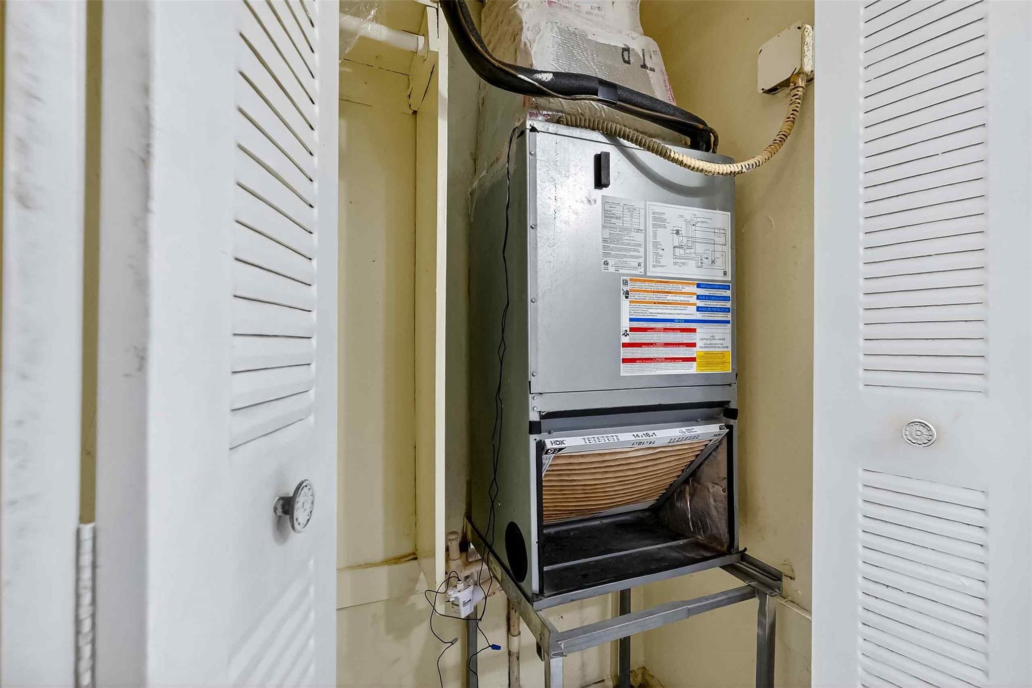 Lynn Park Rep 62-22 B - Residential Lease