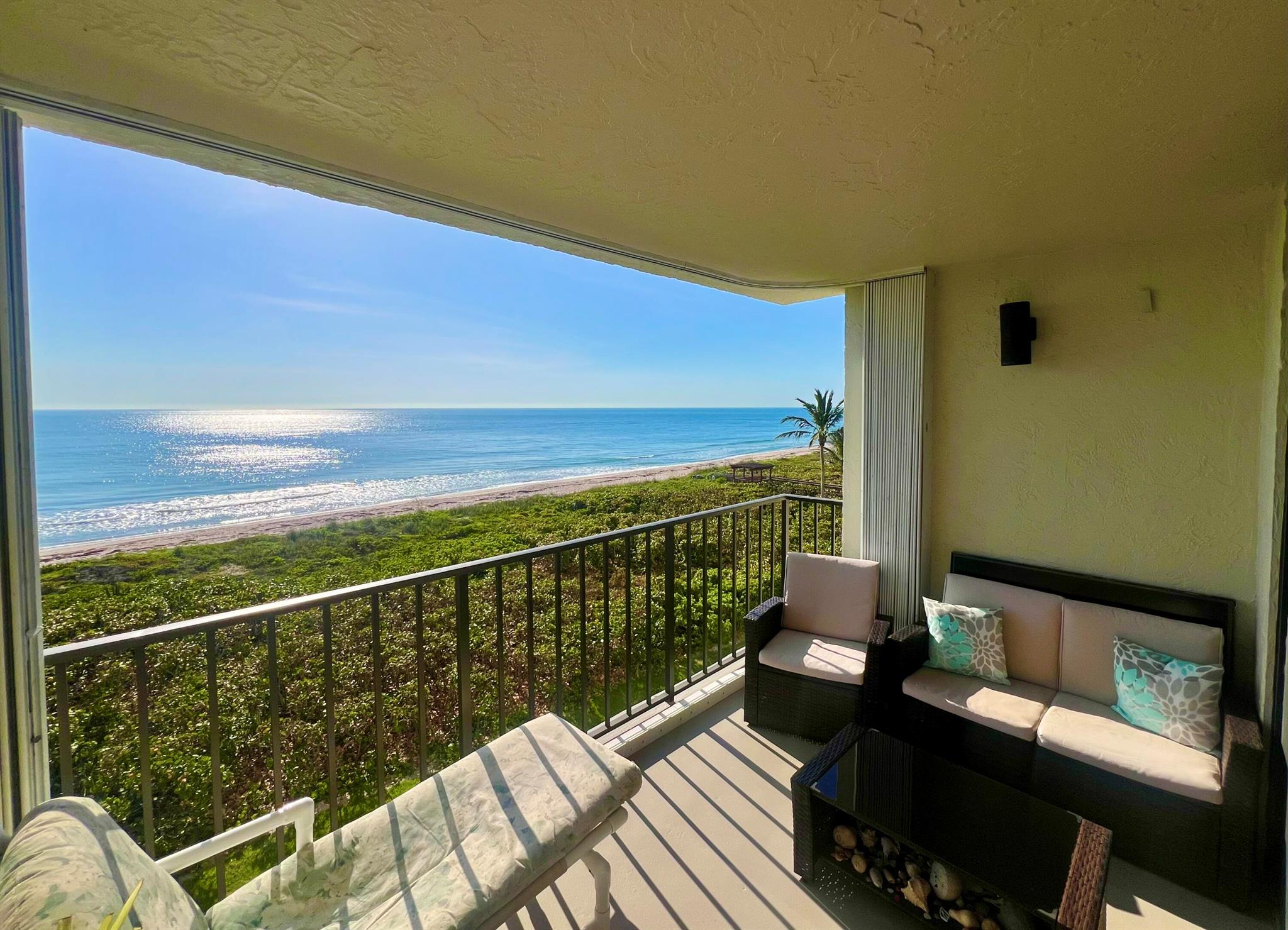 4250 N Highway A1a 505