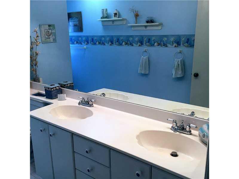 CHAPEL TRAIL REPLAT SECTI - Residential