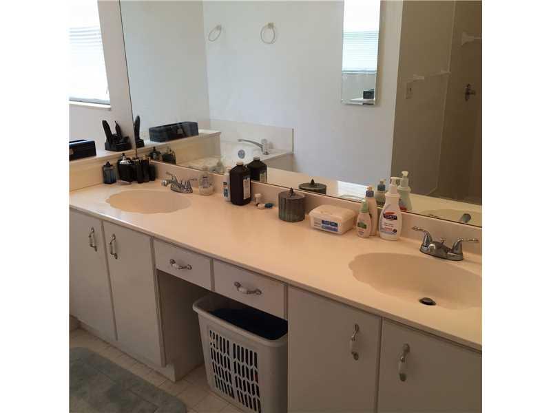 CHAPEL TRAIL REPLAT SECTI - Residential