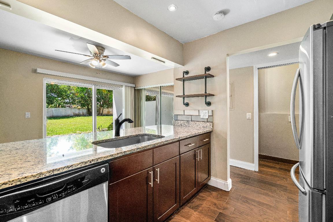 PARK PLACE TOWNHOMES - Residential