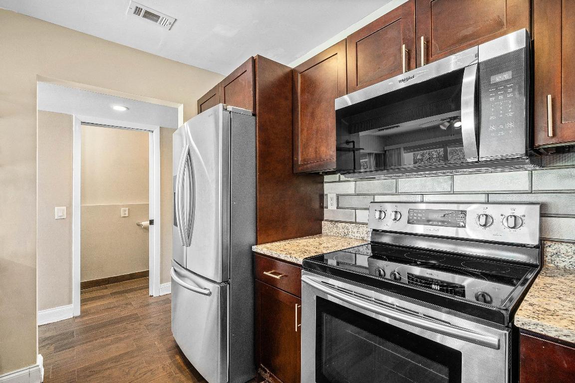 PARK PLACE TOWNHOMES - Residential