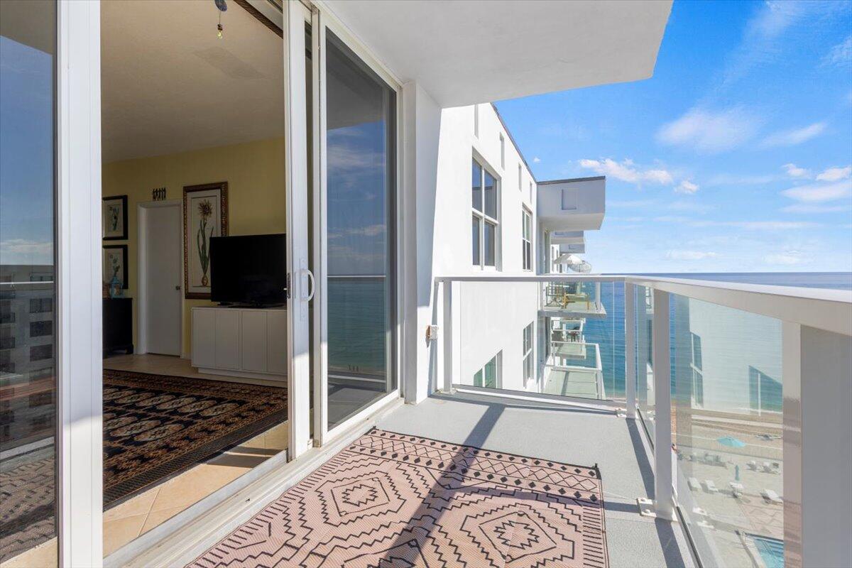 The Patrician of Palm Beach - Residential