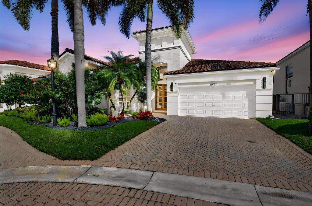 Photo of 6531 Somerset Circle, Boca Raton, FL 33496 (MLS # B26084906)