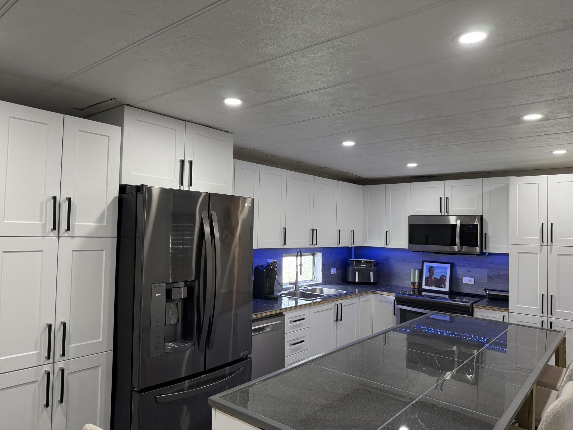 Ravenswood Estates & Mari - Residential