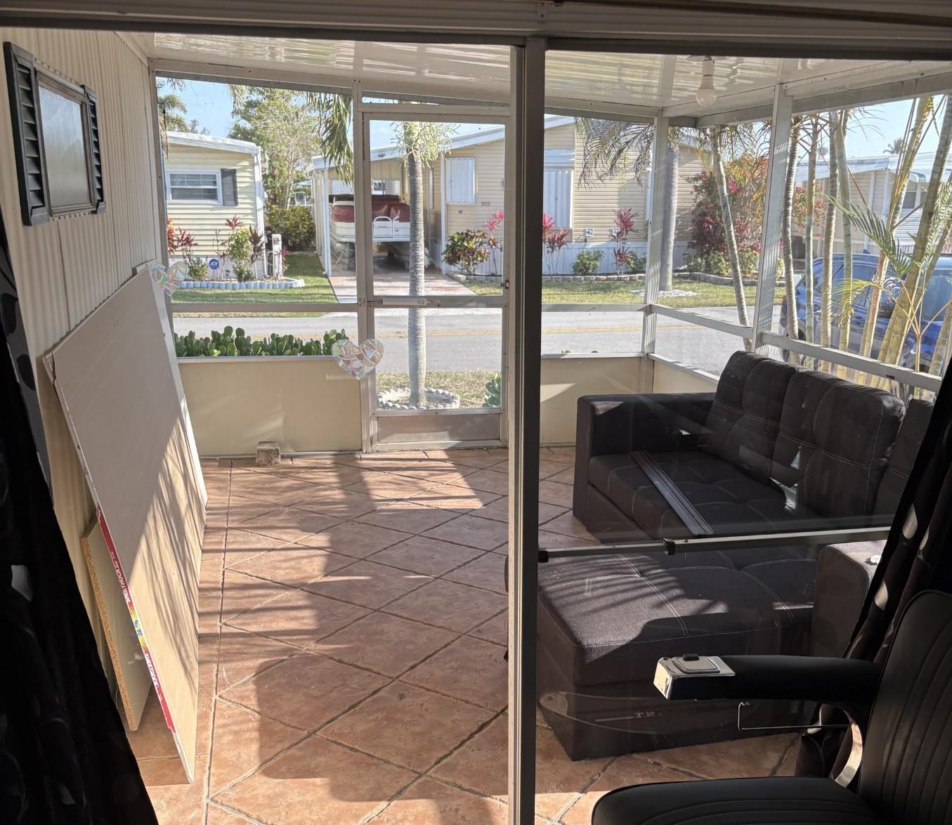 Ravenswood Estates & Mari - Residential