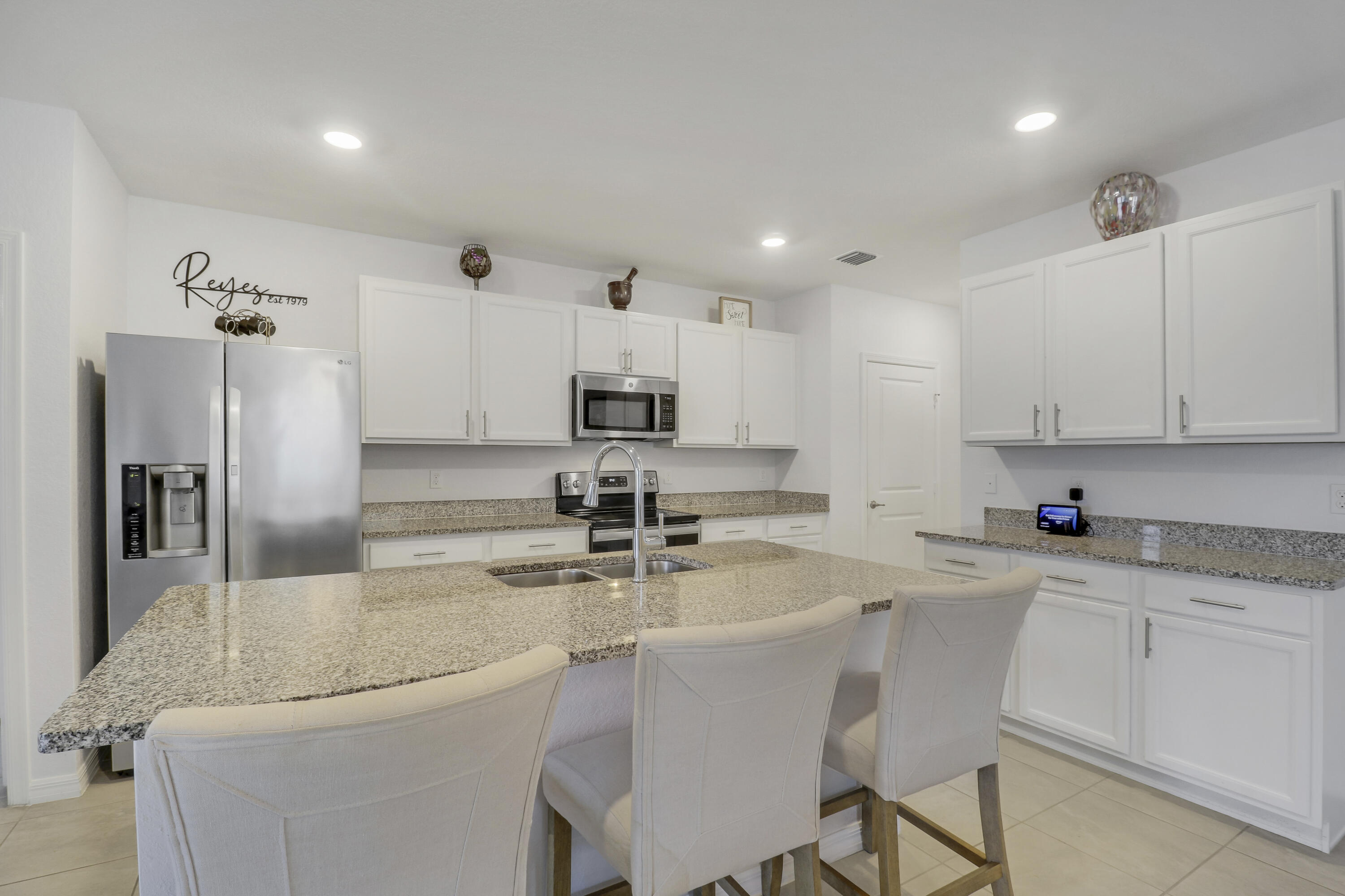 WATERSTONE PHASE ONE - Residential