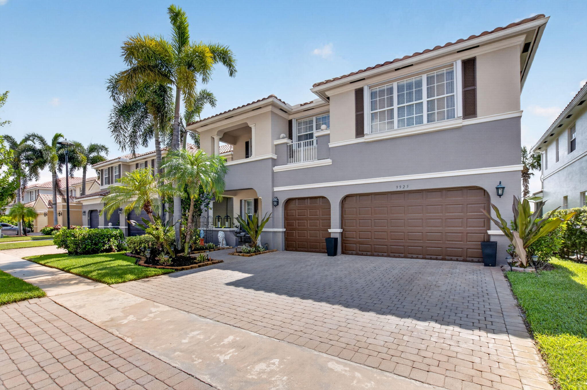 9925 Cobblestone Creek Drive