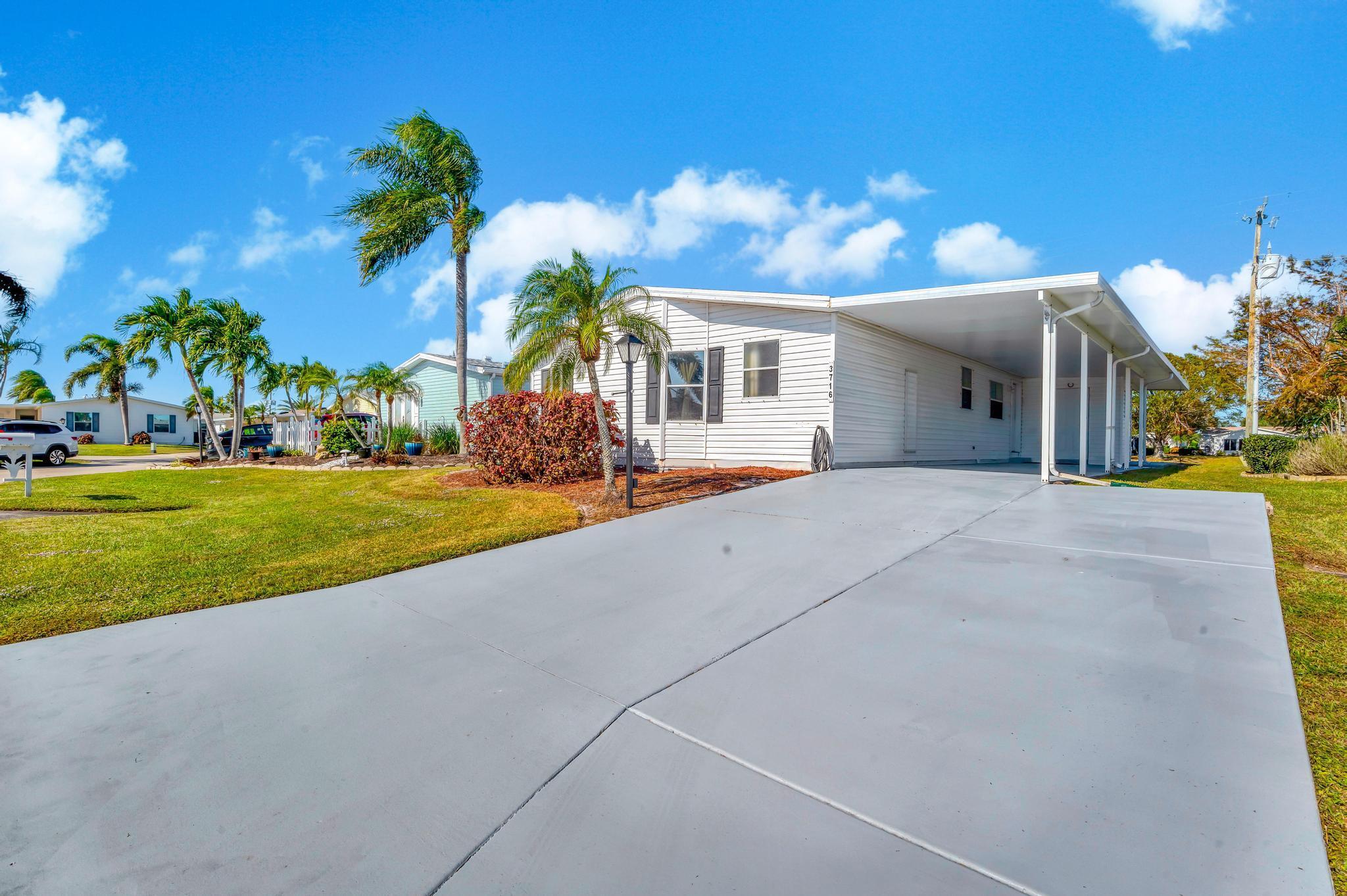 3716 Doral Court, Port St Lucie, FL, 34952/$275,000 1 3716 Doral Court