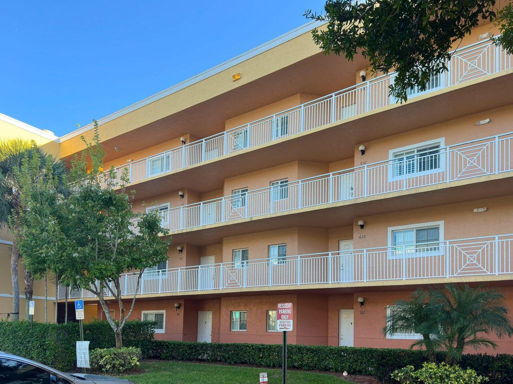 Photo of 4723 Lucerne Lakes Boulevard E #644, Lake Worth, FL 33467 (MLS # R11030560)