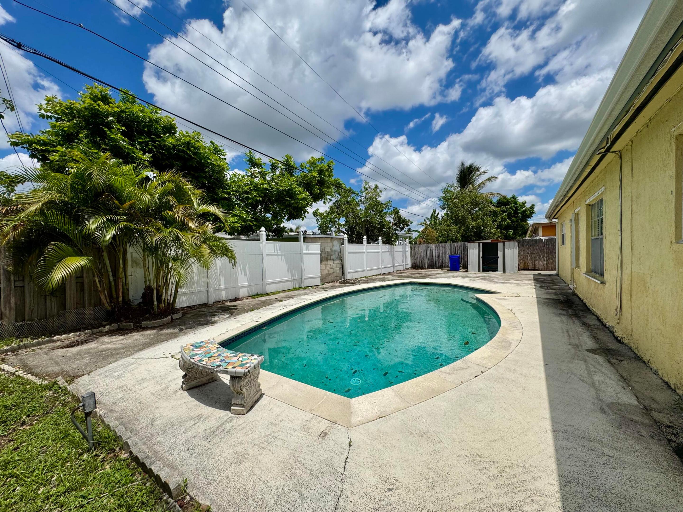 ORIOLE ESTATES SEC 3 - Residential