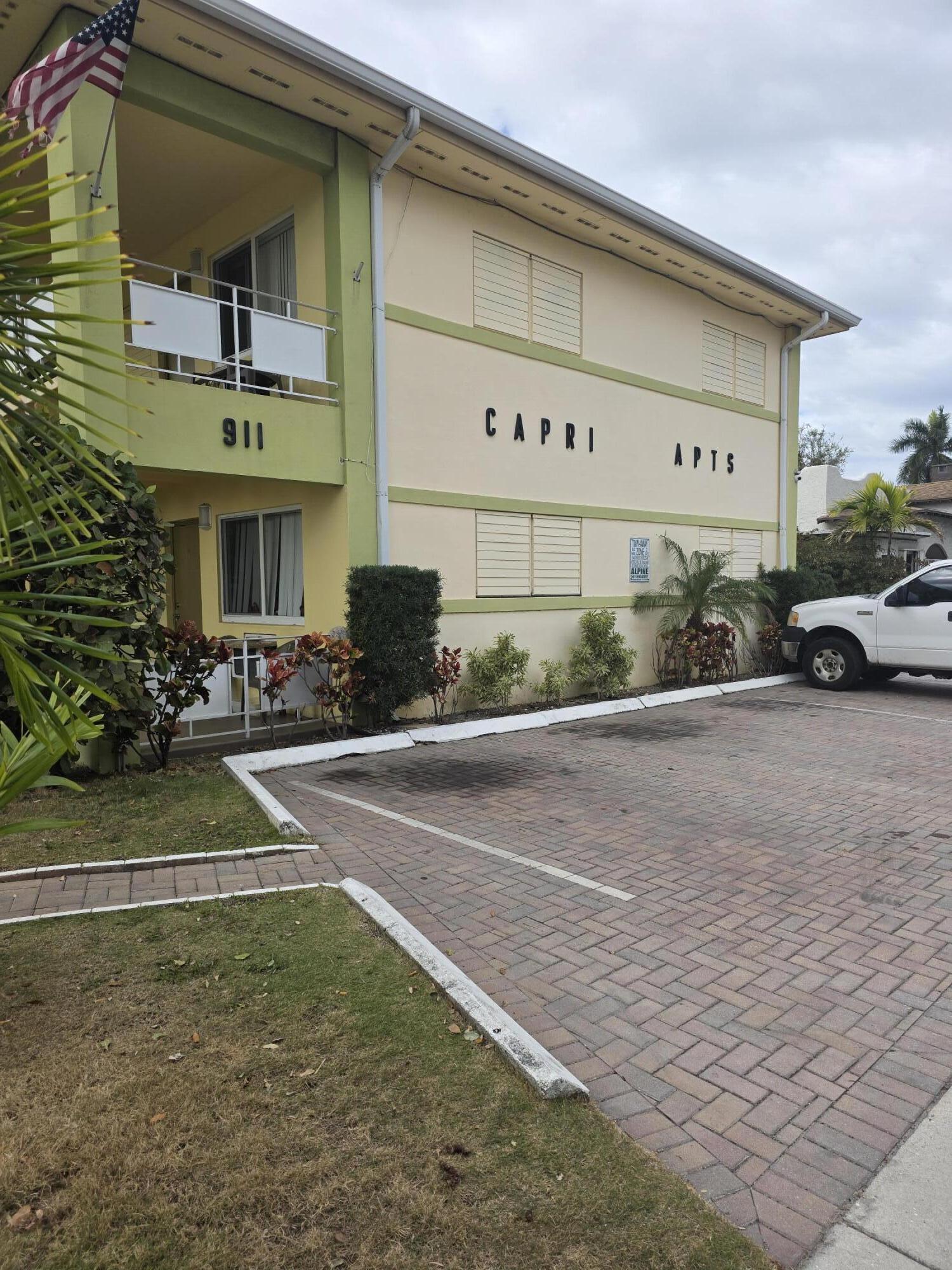 Capri Apartments