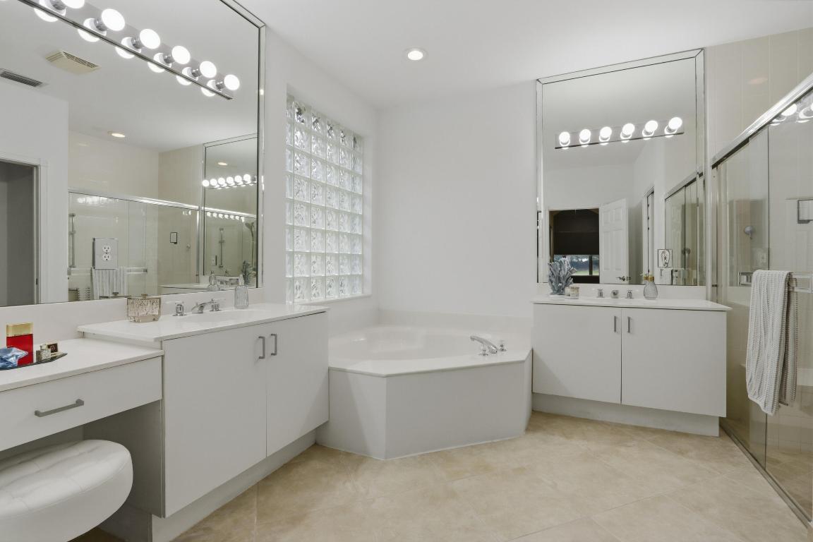 VALENCIA SHORES 1 - Residential