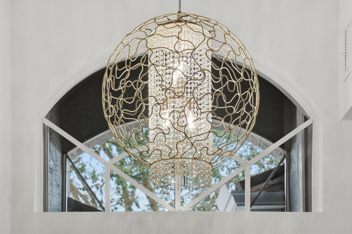 VALENCIA SHORES 1 - Residential