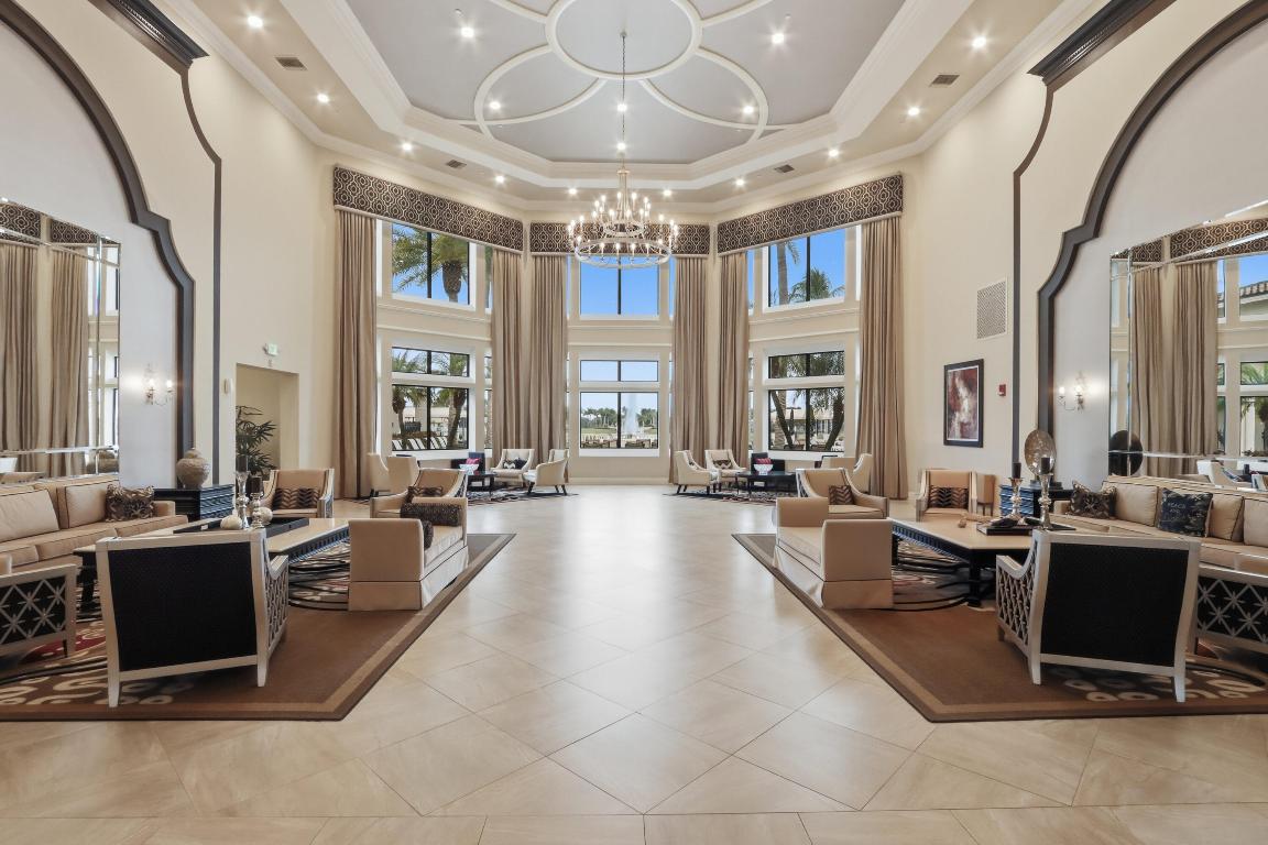 VALENCIA SHORES 1 - Residential