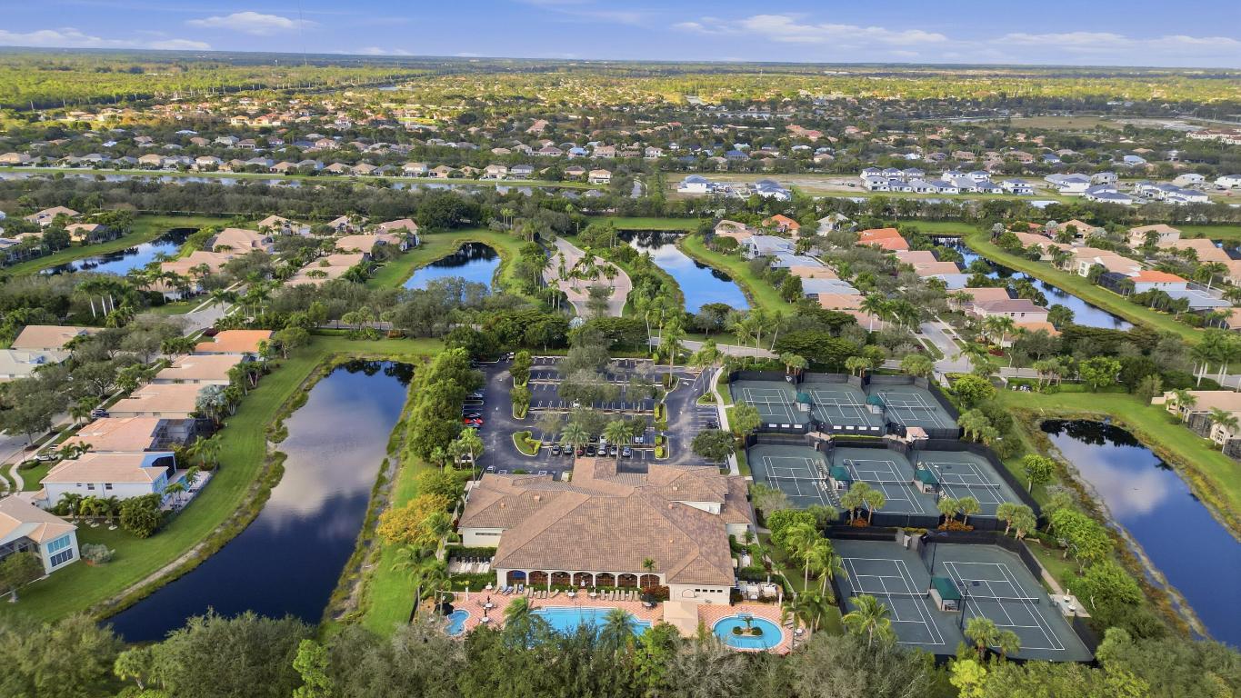 VALENCIA SHORES 1 - Residential