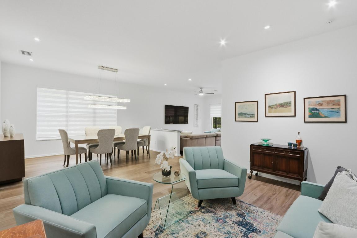 VALENCIA SHORES 1 - Residential