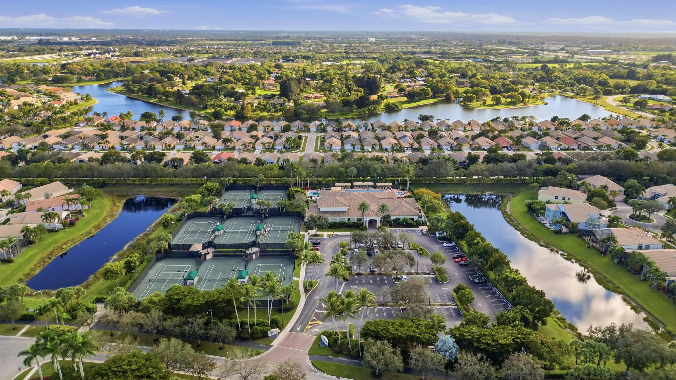 VALENCIA SHORES 1 - Residential