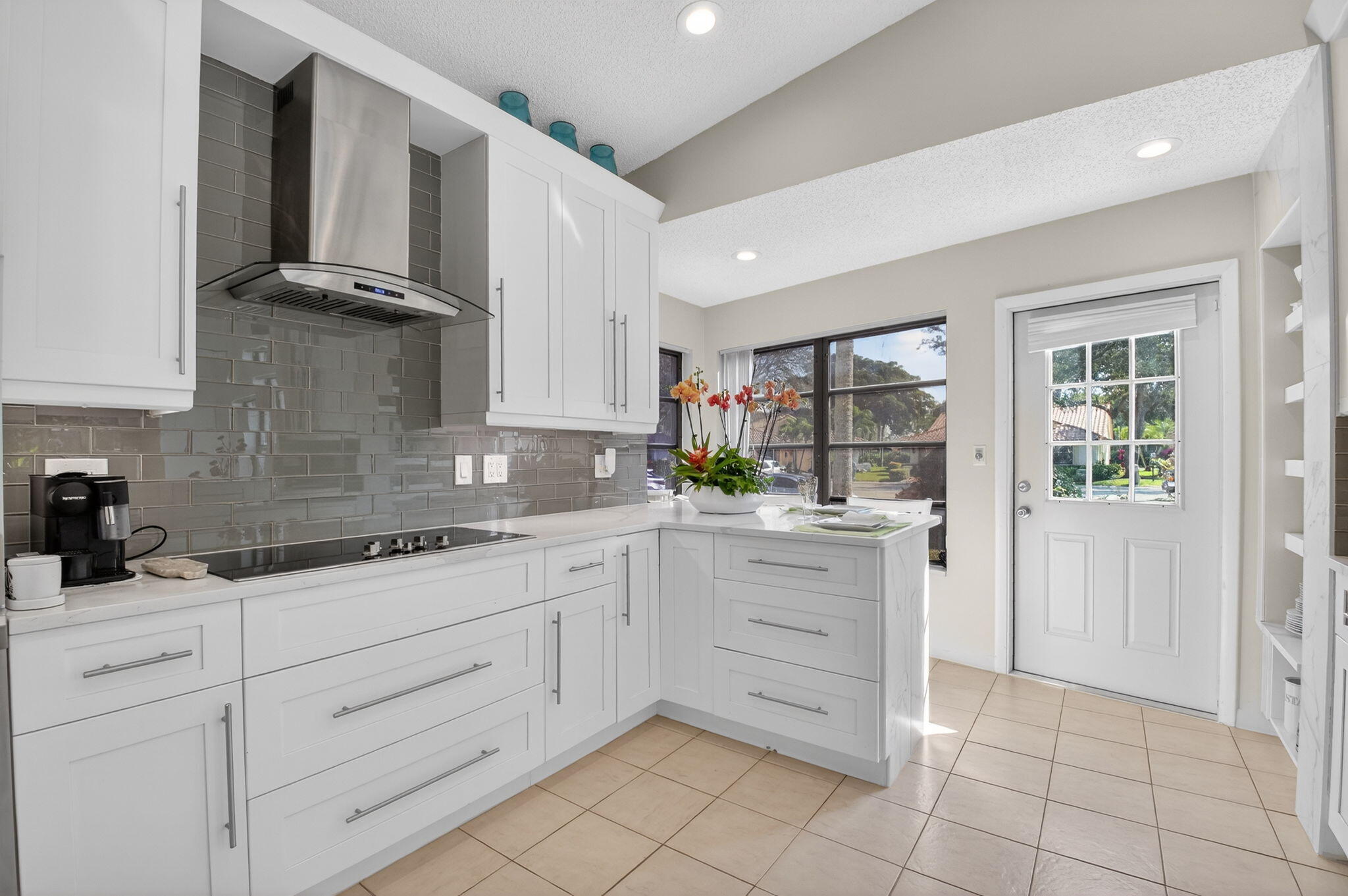 WINDWARD PALM BEACH - Residential