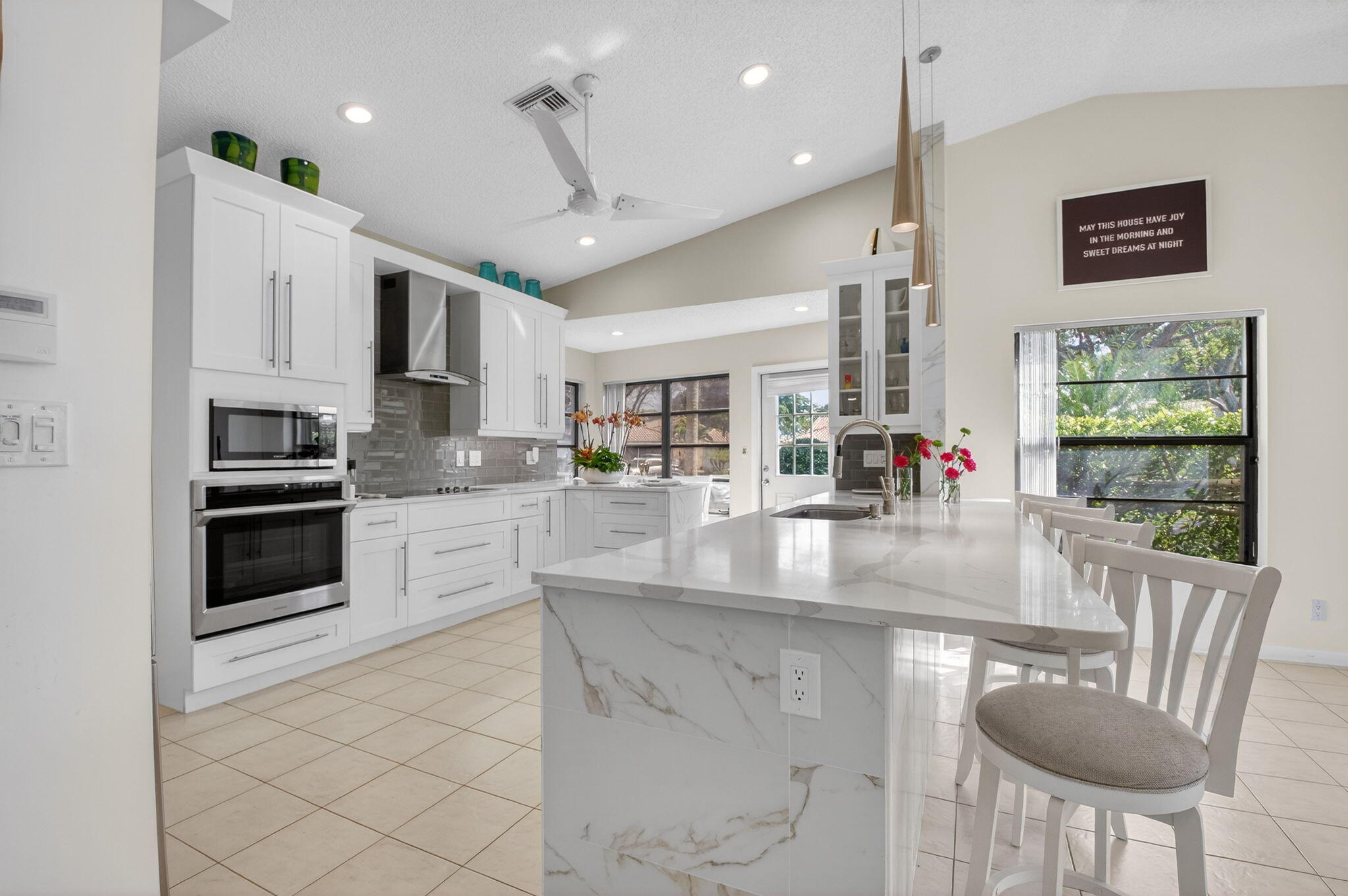 WINDWARD PALM BEACH - Residential