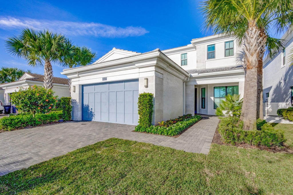 Photo of 13117 Faberge Place, Palm Beach Gardens, FL 33418 (MLS # R11069916)