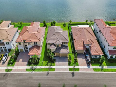 9040 W Parkland Bay Trl Parkland FL 33076
