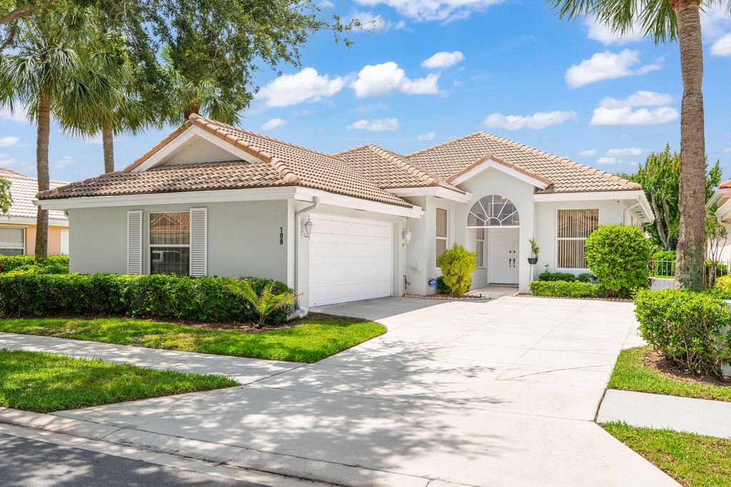 Photo of 109 S Hampton Drive, Jupiter, FL 33458 (MLS # R11104955)