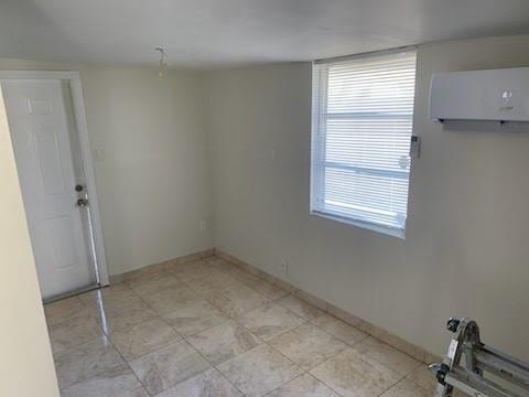 Cresthaven 10 46-25 B - Residential Lease