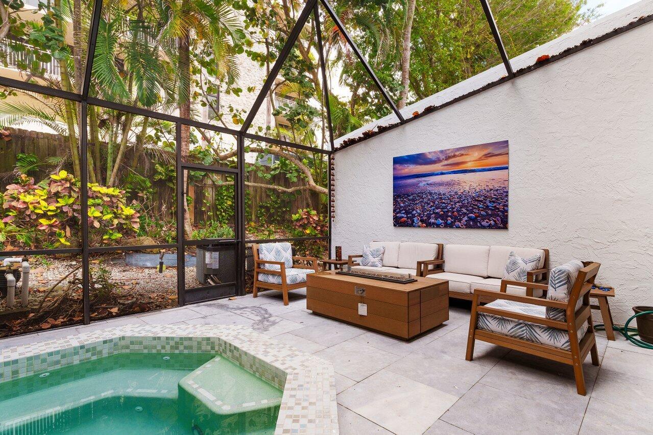 VILLAS OF OCEAN CREST - Residential