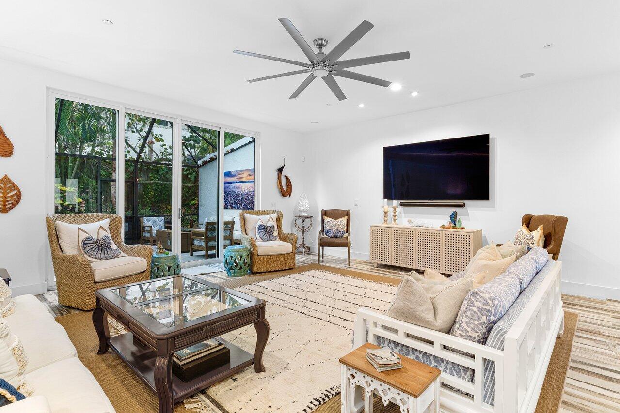 VILLAS OF OCEAN CREST - Residential