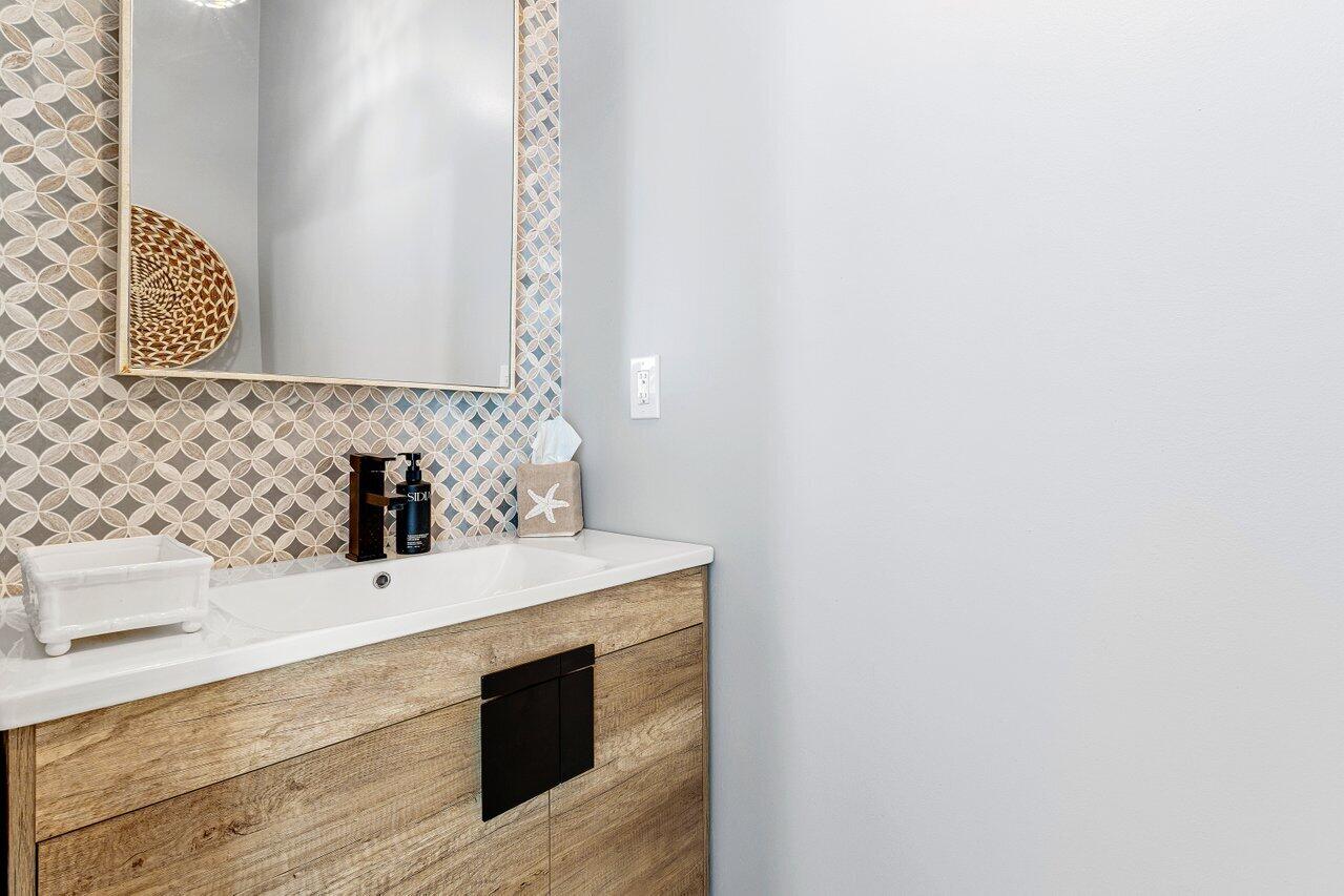 VILLAS OF OCEAN CREST - Residential