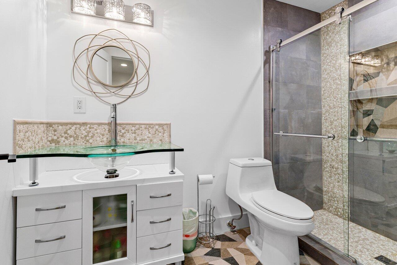 VILLAS OF OCEAN CREST - Residential