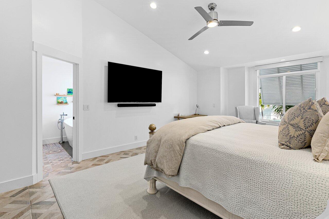 VILLAS OF OCEAN CREST - Residential