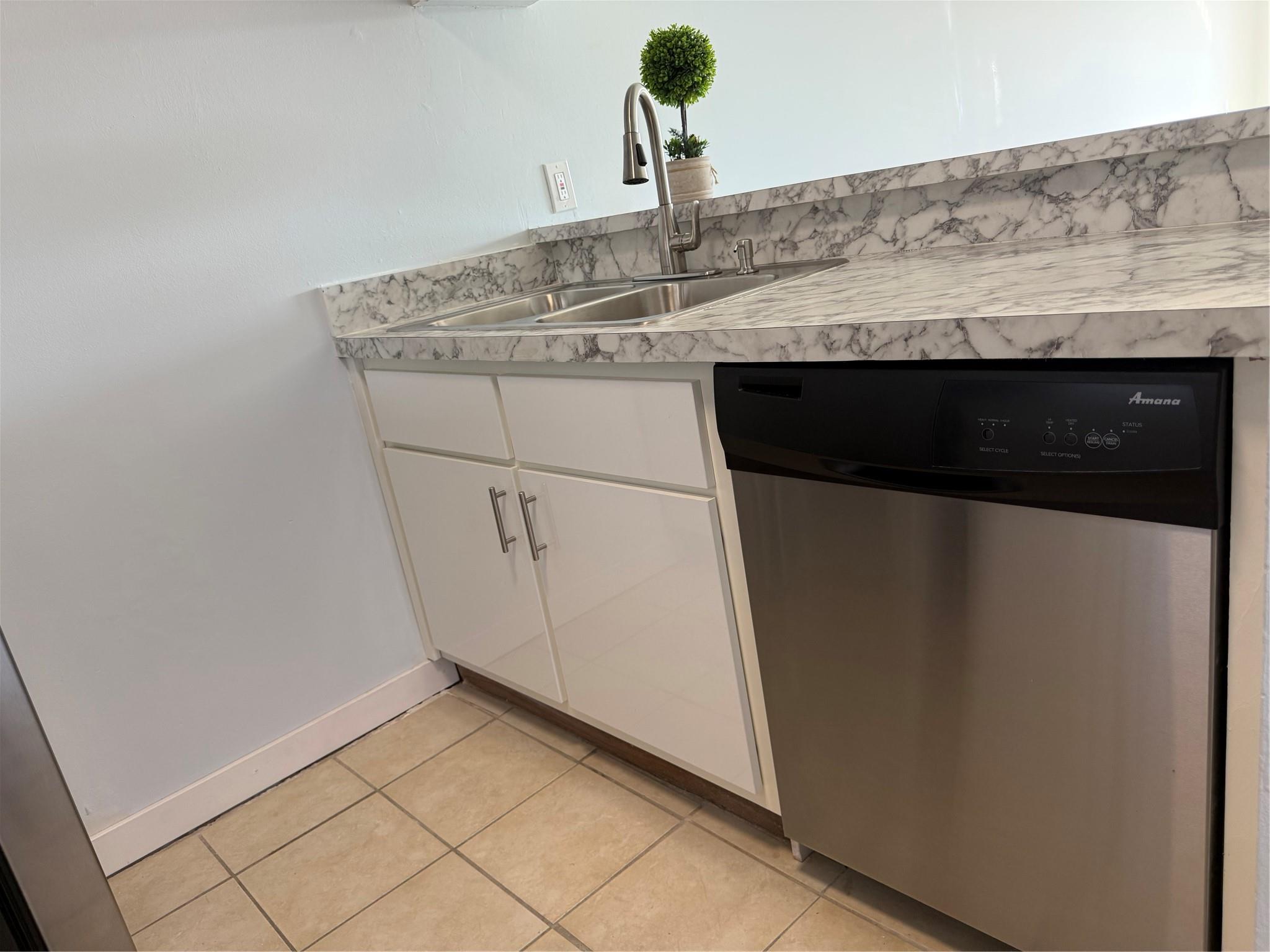 Lakewood Village Of - Residential Lease