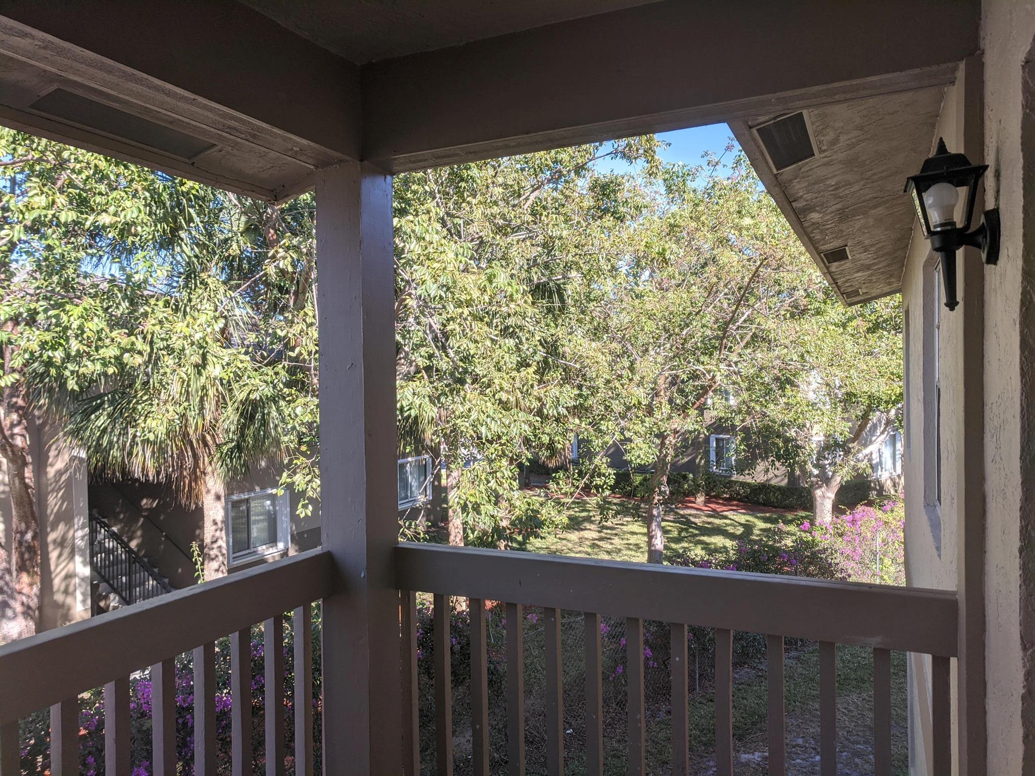 Wonderful 2nd Floor Spacious 2 Bedroom/ 2 Bath Condo, in Abbey Park Gardens. Great Location, Centrally Located Close to Down TownWest Palm, Wellington Mall, Lots of Restaurants, Shopping, Beaches & PBIA & Transportation. This Community Offers a Clubhouse, Community Pool & Tenniscourts. Freshly Painted & Great floor plan, as the Kitchen has a pass thru window to the Dining room, and the Living room opens to a Covered Patio. (Washer &Dryer are located in the Patio Closet)