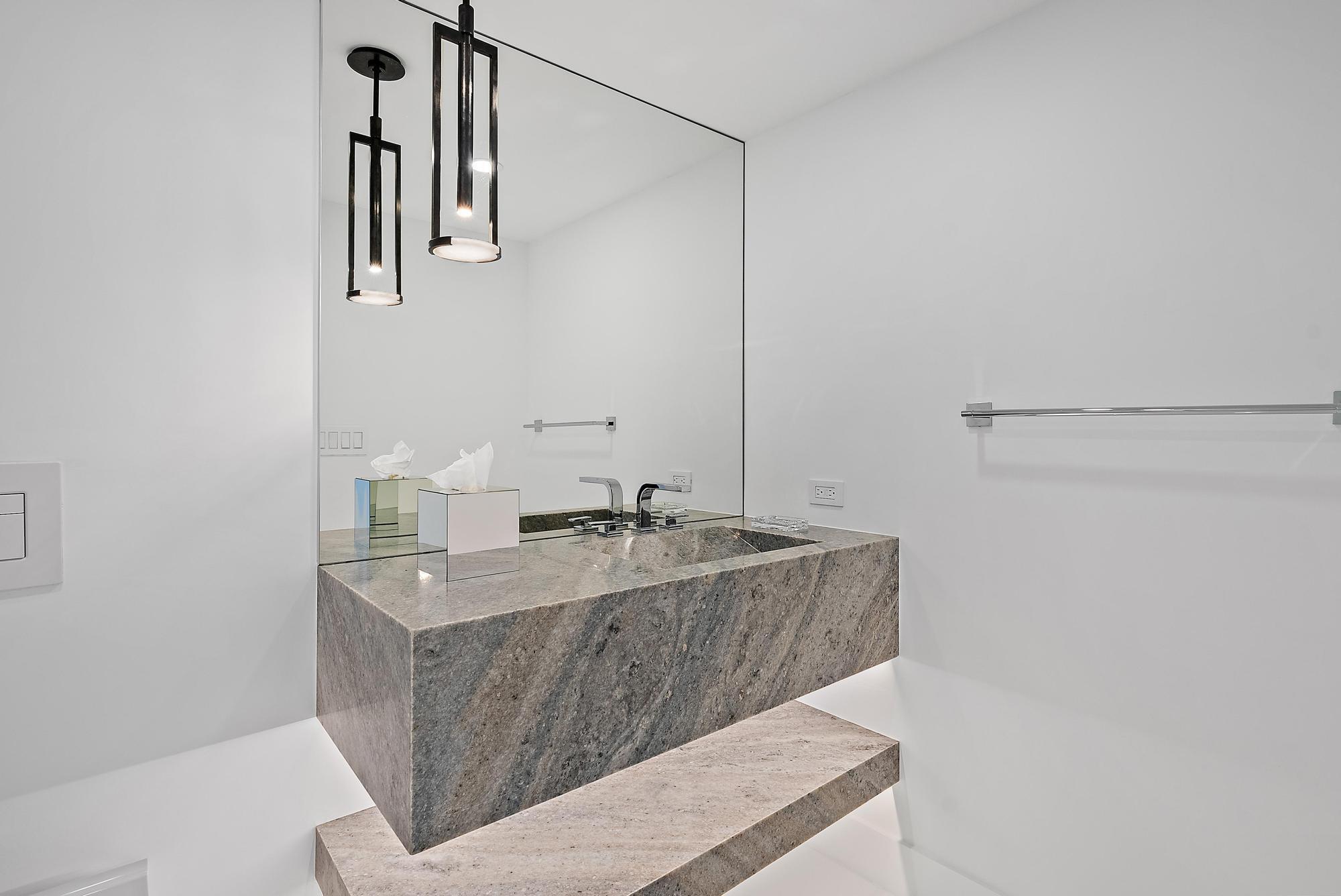 CARLTON PLACE CONDO - Residential