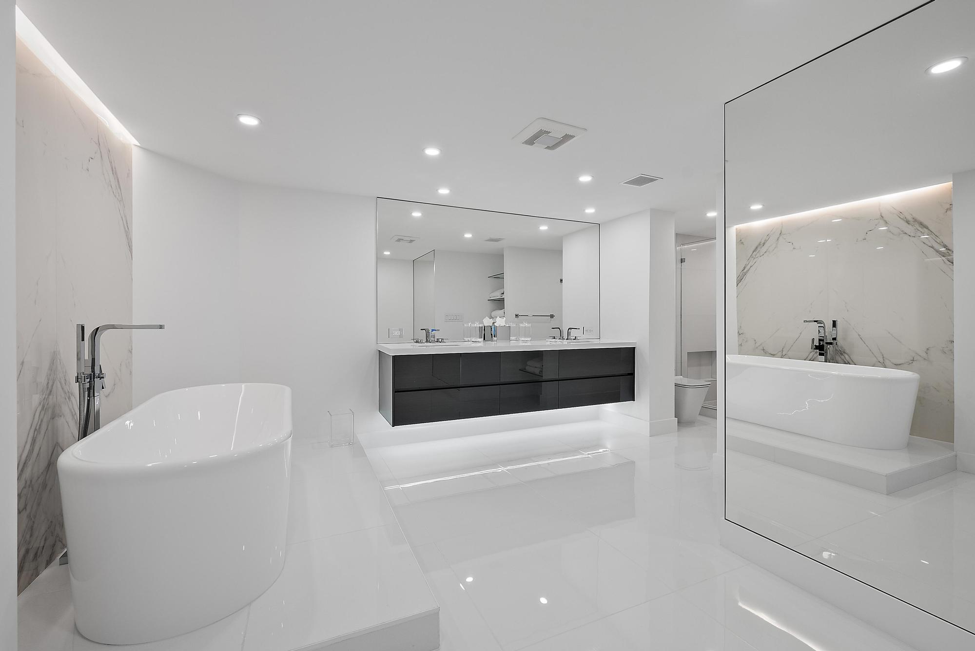 CARLTON PLACE CONDO - Residential