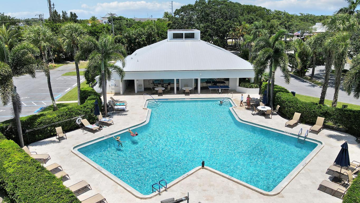 JUPITER COVE CONDO - Residential