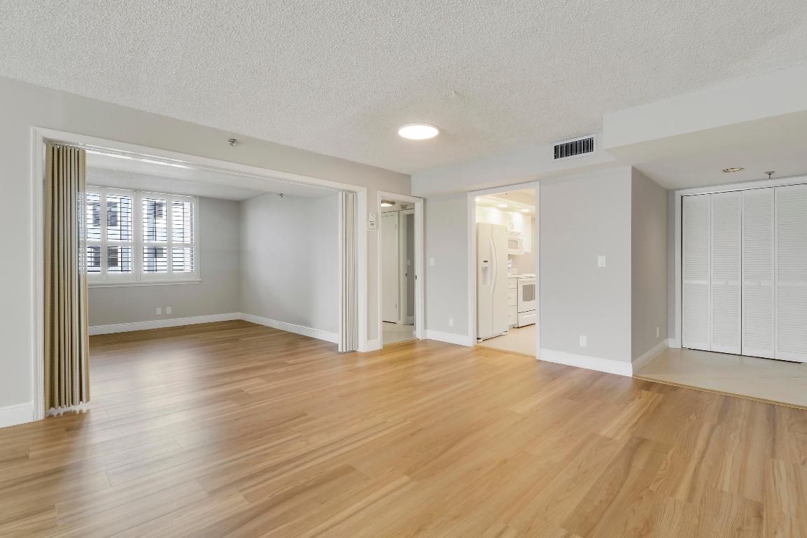 JUPITER COVE CONDO - Residential